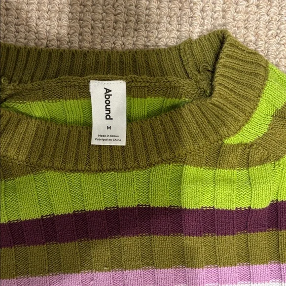 Striped Ribbed Knit Sweater Cropped - Picture 2 of 2